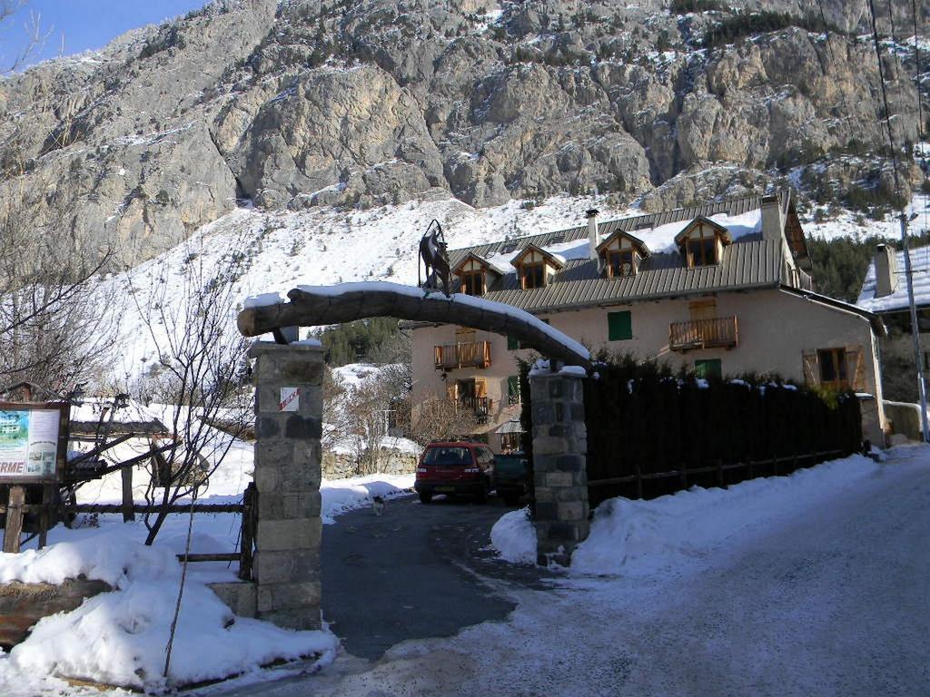 Auberge La Cleida Névache Extérieur photo