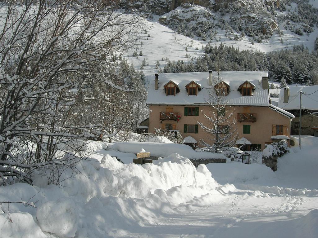 Auberge La Cleida Névache Extérieur photo