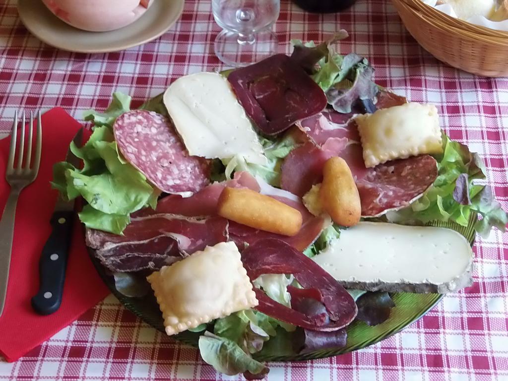 Auberge La Cleida Névache Extérieur photo